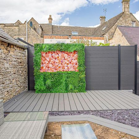 Maple Rose - 2 Bed With Garden In Minchinhampton! Villa Dış mekan fotoğraf